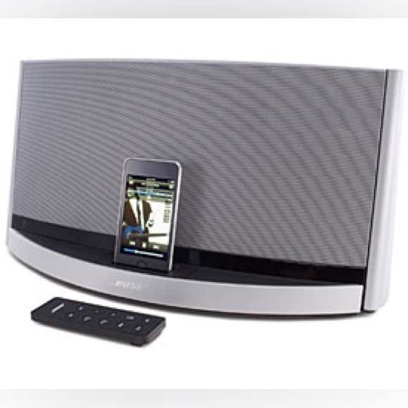 Bose SoundDock 10 Digital Music System with Remote